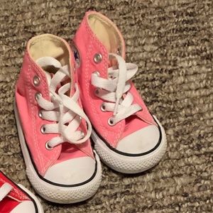 Converse size 4c
